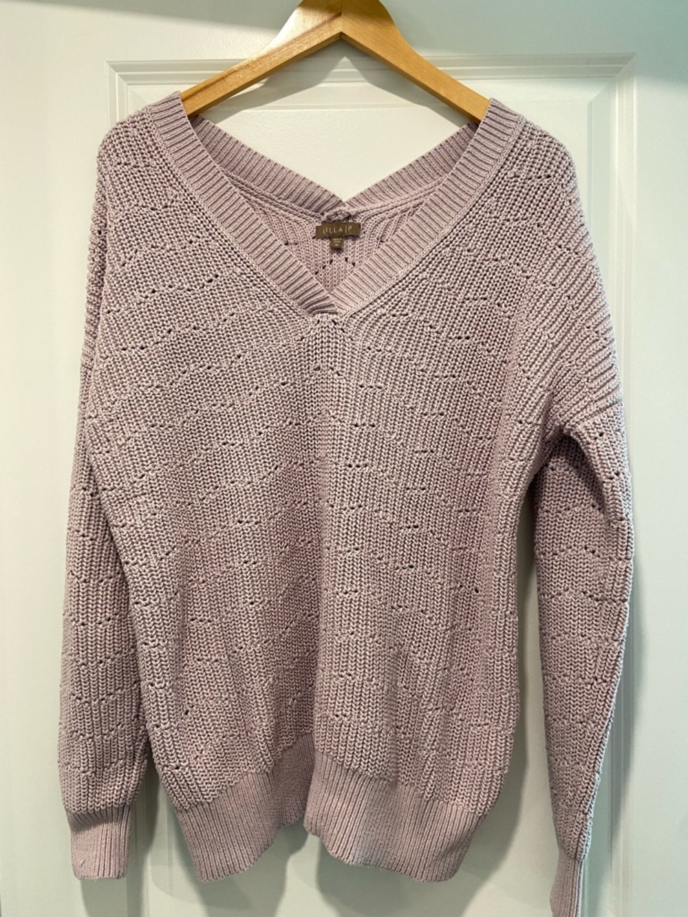 Lilla P V-Neck Chunky Knit Sweater in Lilac